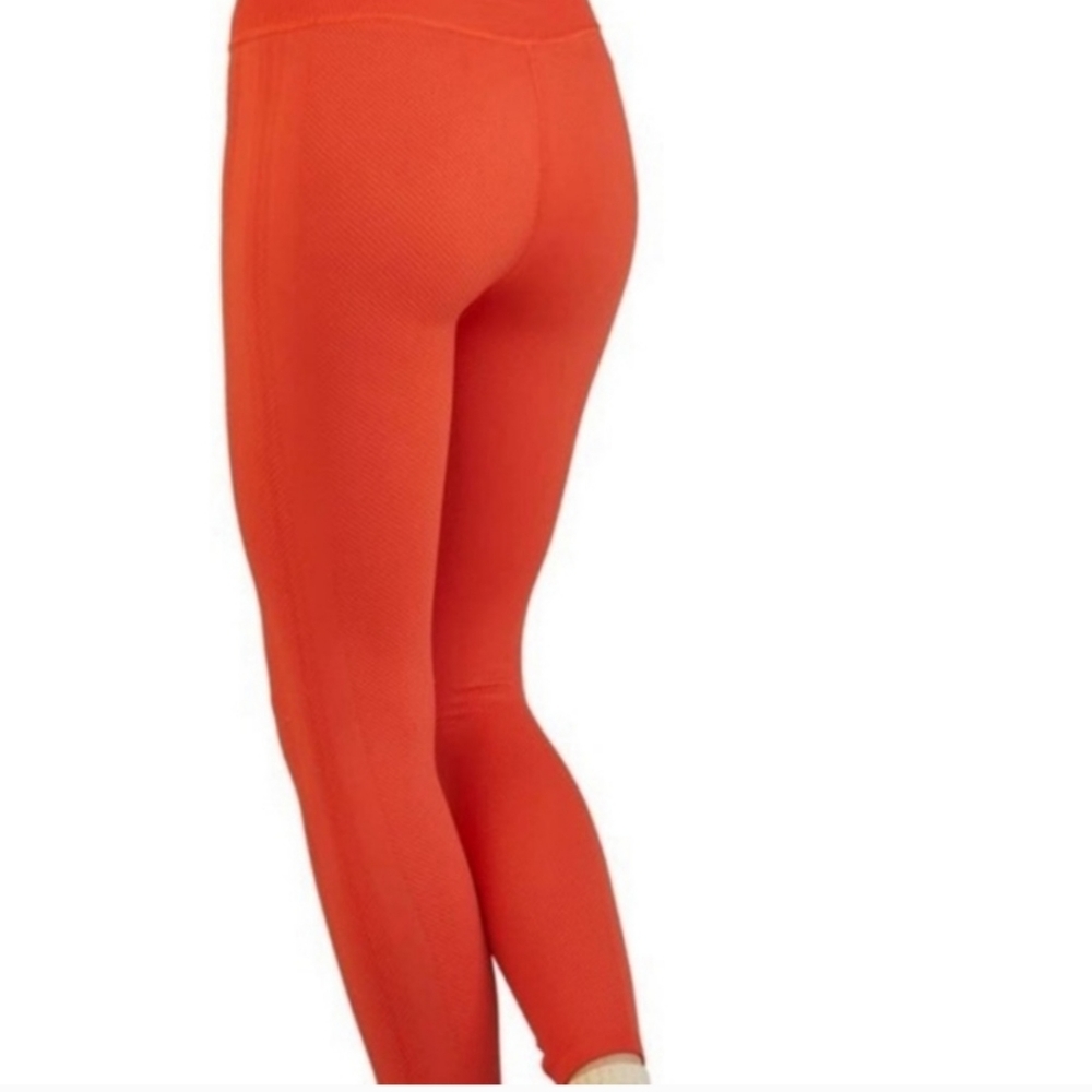 NWT Free people free throw leggings - Picture 5 of 5